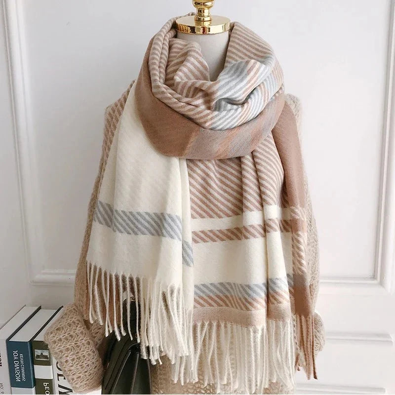 Hester | Women's Plaid Vintage Check Winter Scarf