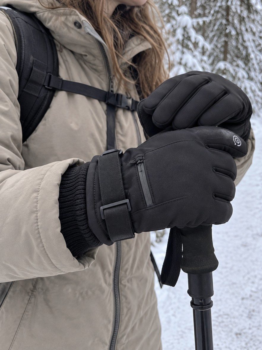 Ylva | Women's Insulated Touchscreen Ski Gloves