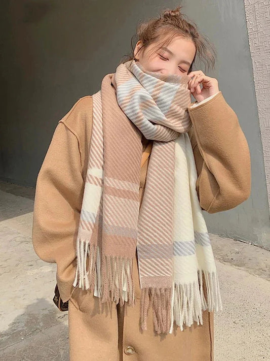Hester | Women's Plaid Vintage Check Winter Scarf