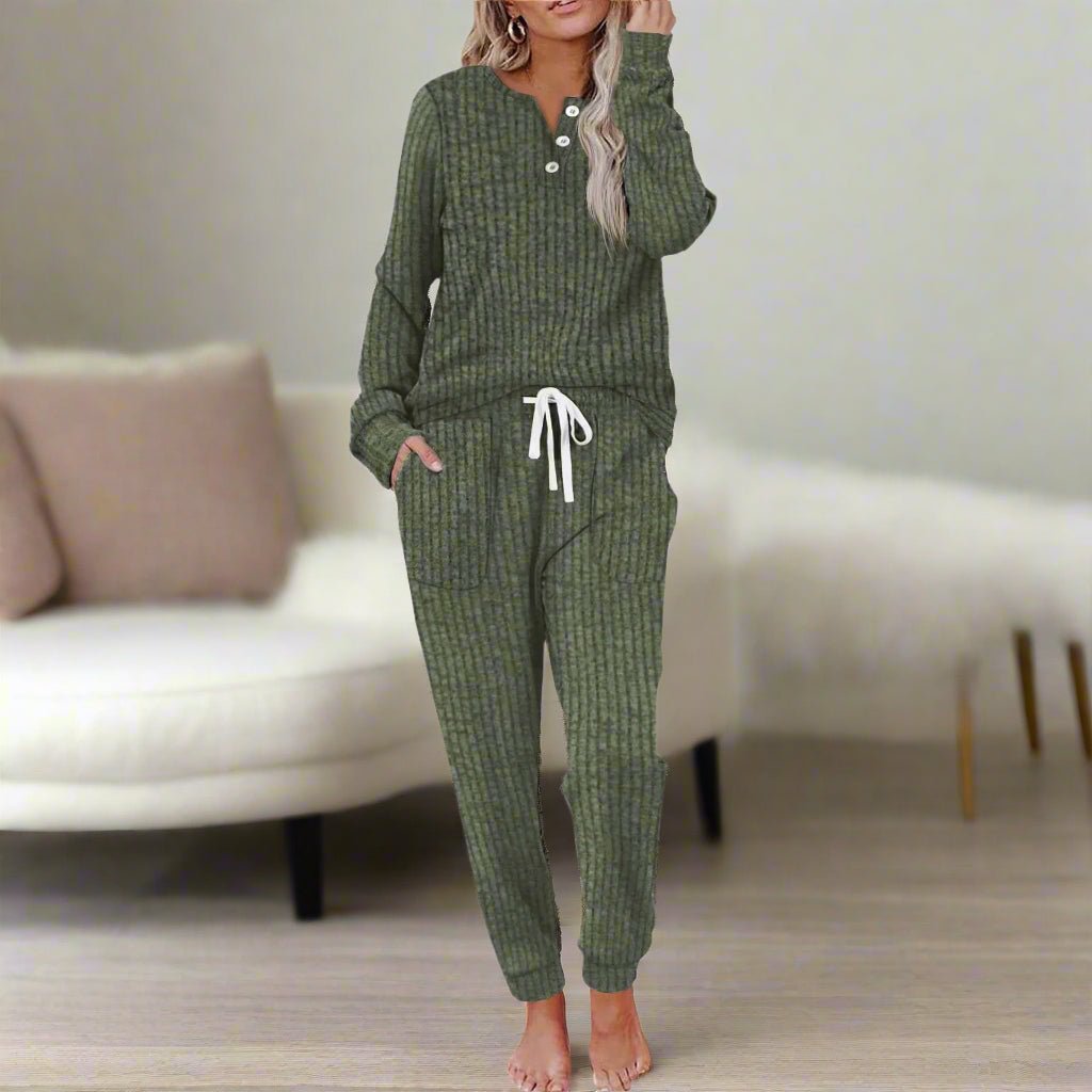 Noréva | Women's Ribbed Henley Lounge Set with Joggers
